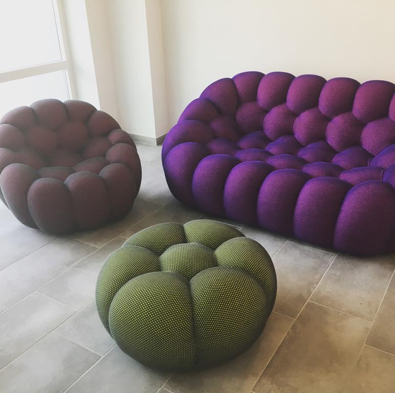 La Maison Extravagante Saronno Luaran gambar